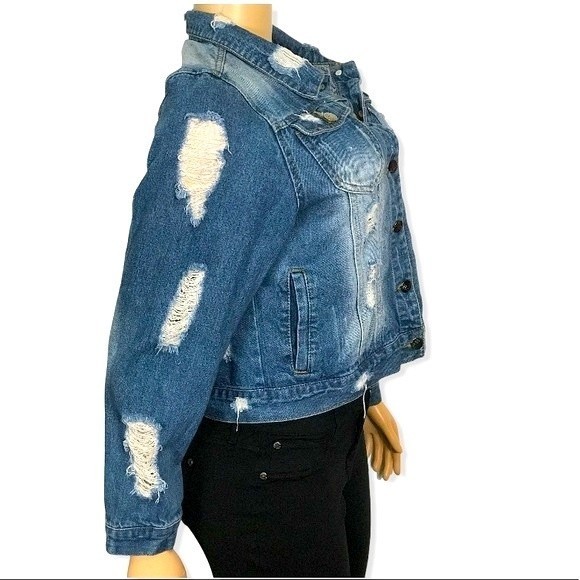 Between Us Denim Trucker Jacket factory Ripped and Distressed size S - Picture 10 of 16